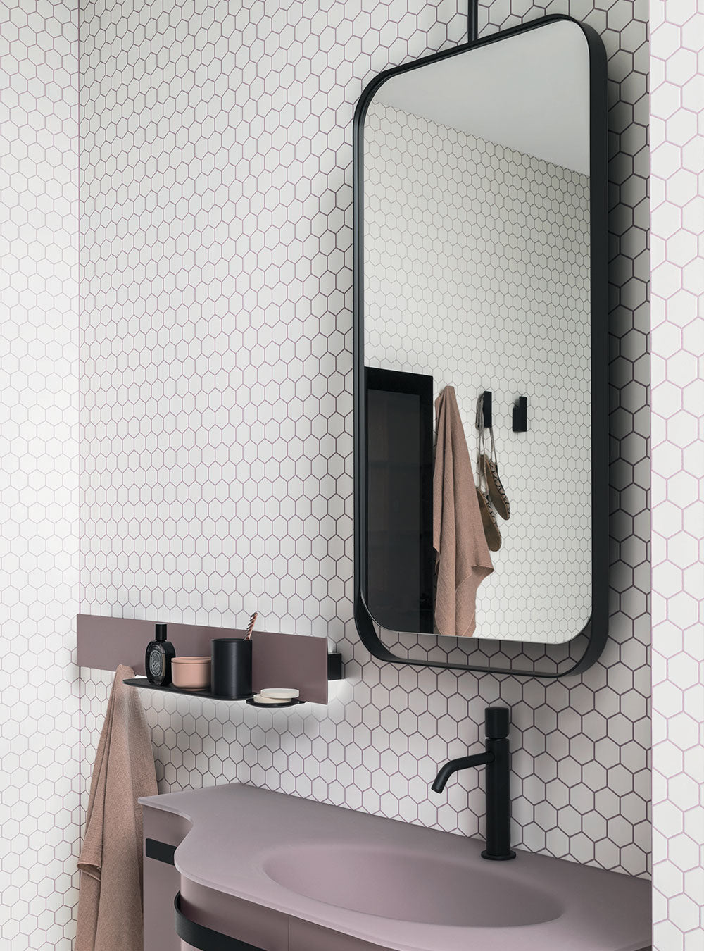 Fusion Moby Full Bath