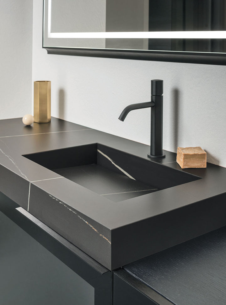 Sky Liscio complete bathroom