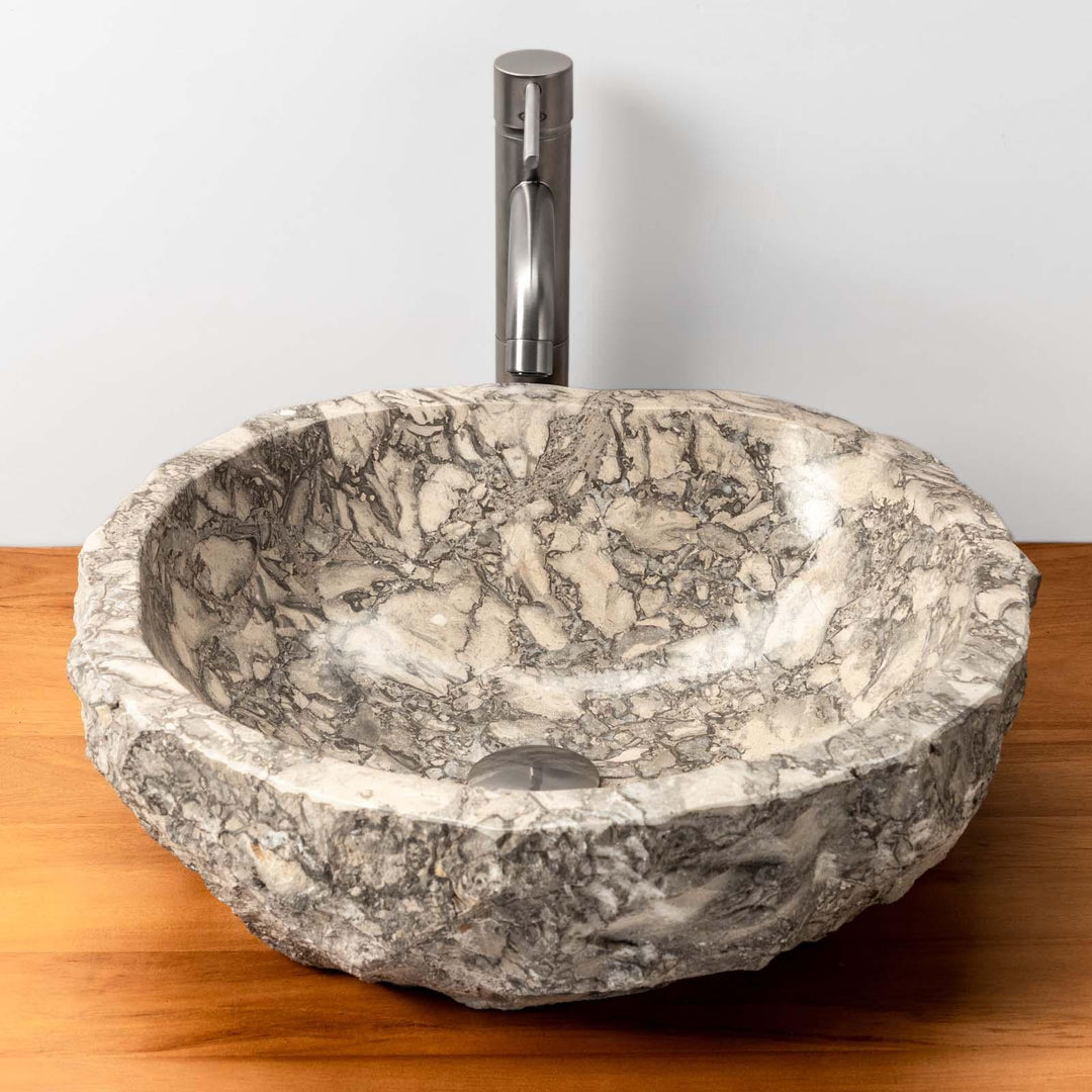 40-50 cm countertop washbasin in light grey hammered marble - Artizan