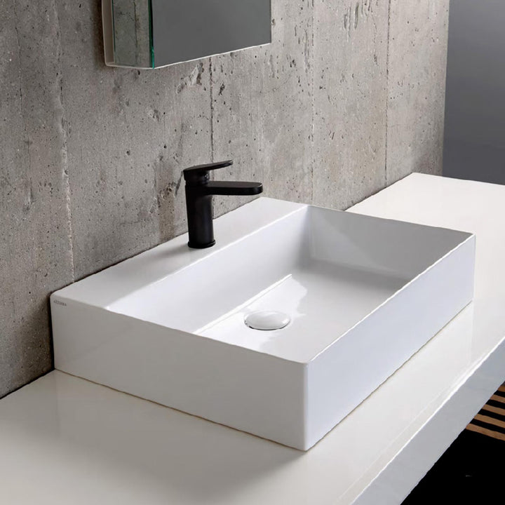 Elegance Squared single-hole basin front view