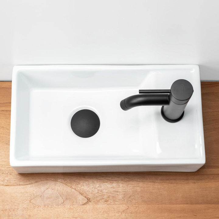 Right hole basin view