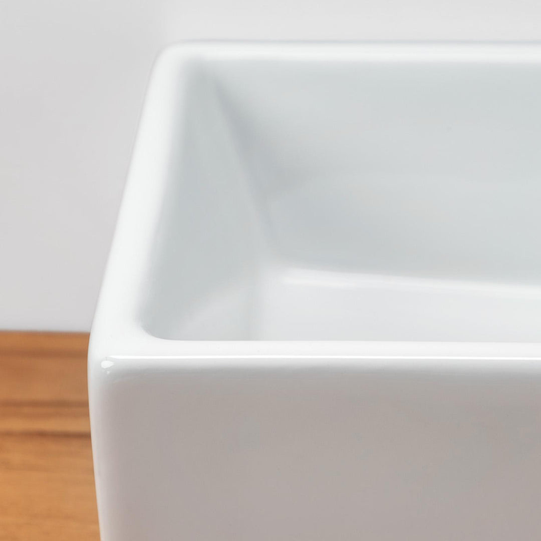 Right hole basin setting